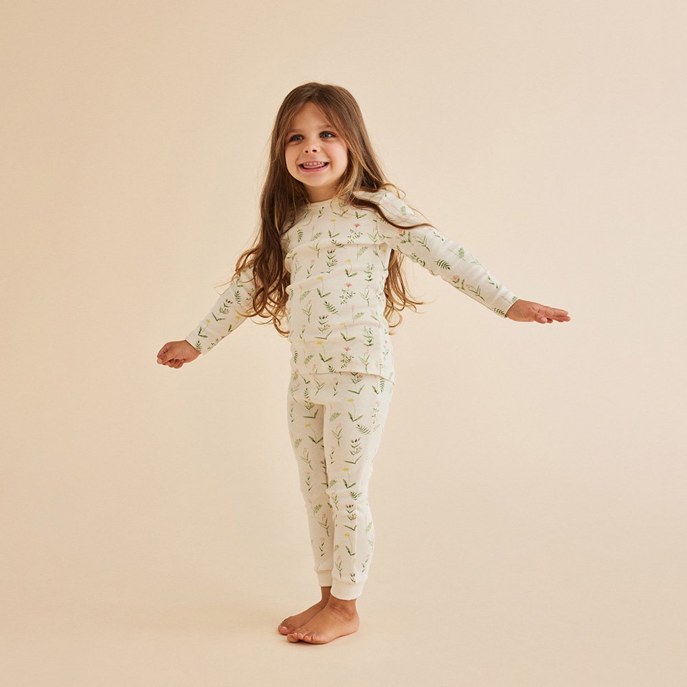  Wilson and Frenchy Wild Flower
Organic Rib Long Sleeve Pyjamas ウィルソン アンド フレンチー 長袖リブパジャマ（ワイルドフラワー）